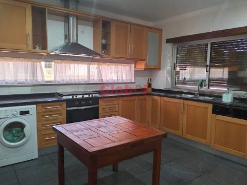 Moradia T3 Venda em Cavernães,Viseu