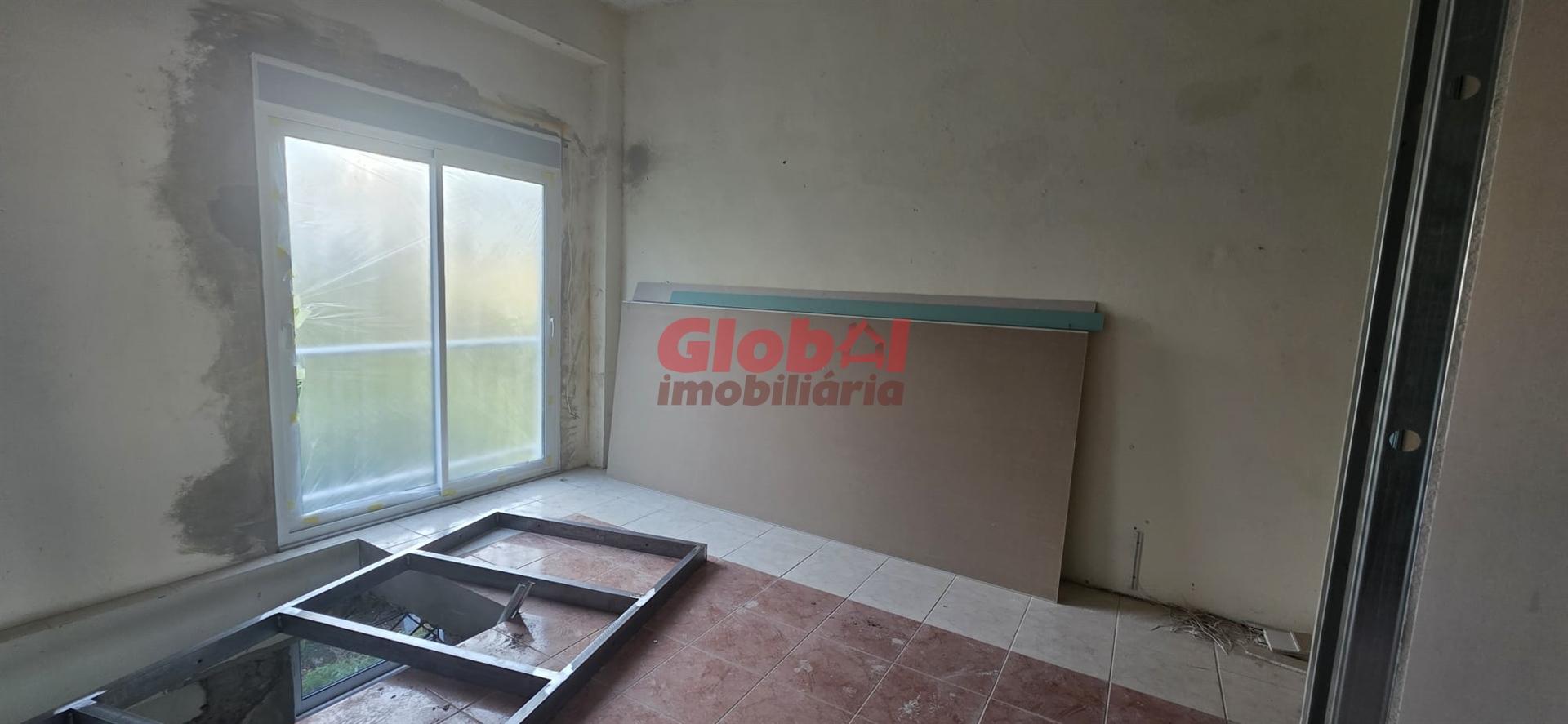 Apartamento T2 Venda em Viseu,Viseu