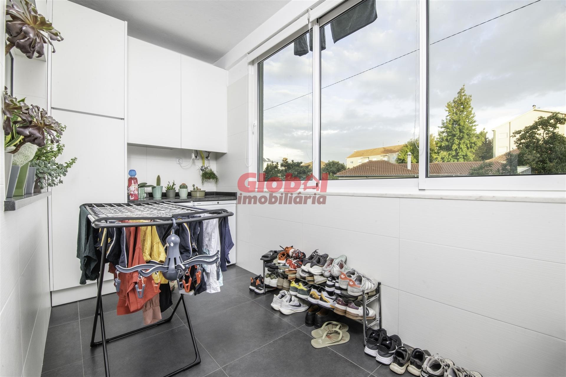 Apartamento T3 Venda em Viseu,Viseu