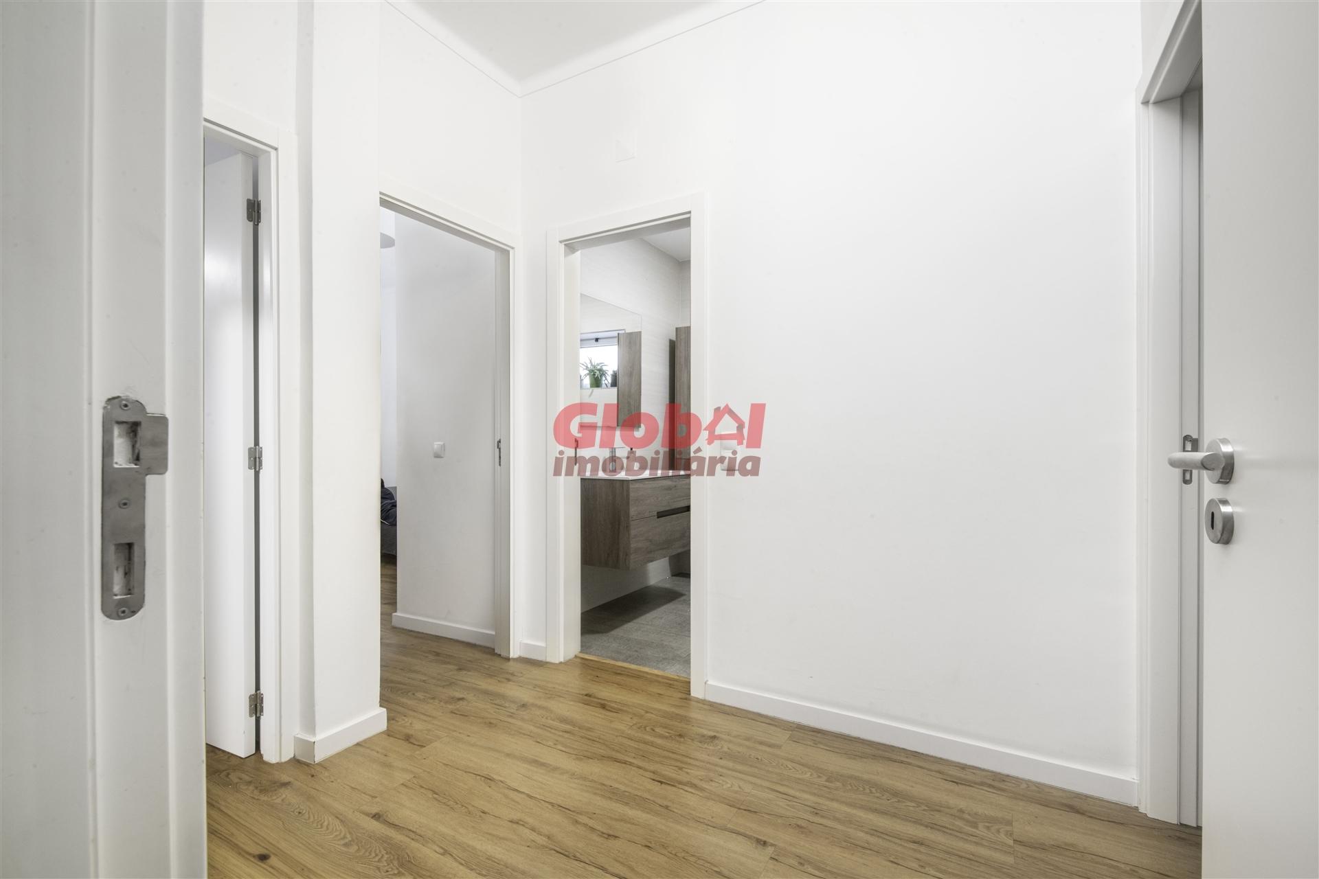 Apartamento T3 Venda em Viseu,Viseu