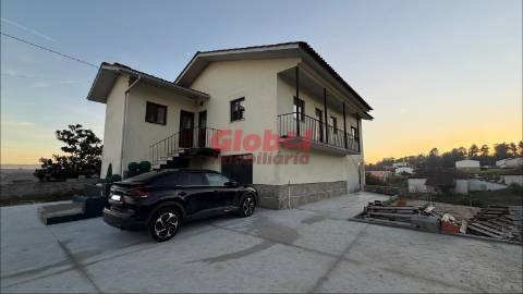 Moradia Isolada T3 Venda em Santos Evos,Viseu