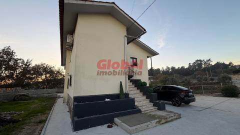 Moradia Isolada T3 Venda em Santos Evos,Viseu