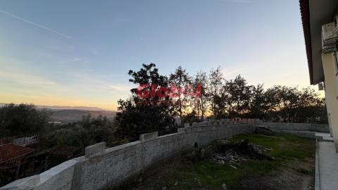 Moradia Isolada T3 Venda em Santos Evos,Viseu
