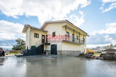 Moradia Isolada T3 Venda em Santos Evos,Viseu