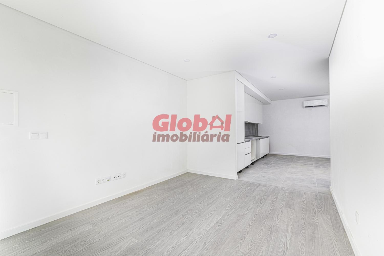 Apartamento T1 Venda em Repeses e São Salvador,Viseu