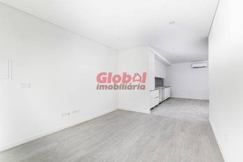 Apartamento T1 Venda em Repeses e São Salvador,Viseu