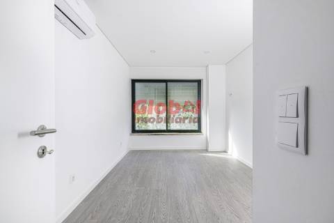 Apartamento T1 Venda em Repeses e São Salvador,Viseu