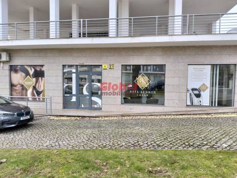 Loja  Venda em Repeses e São Salvador,Viseu