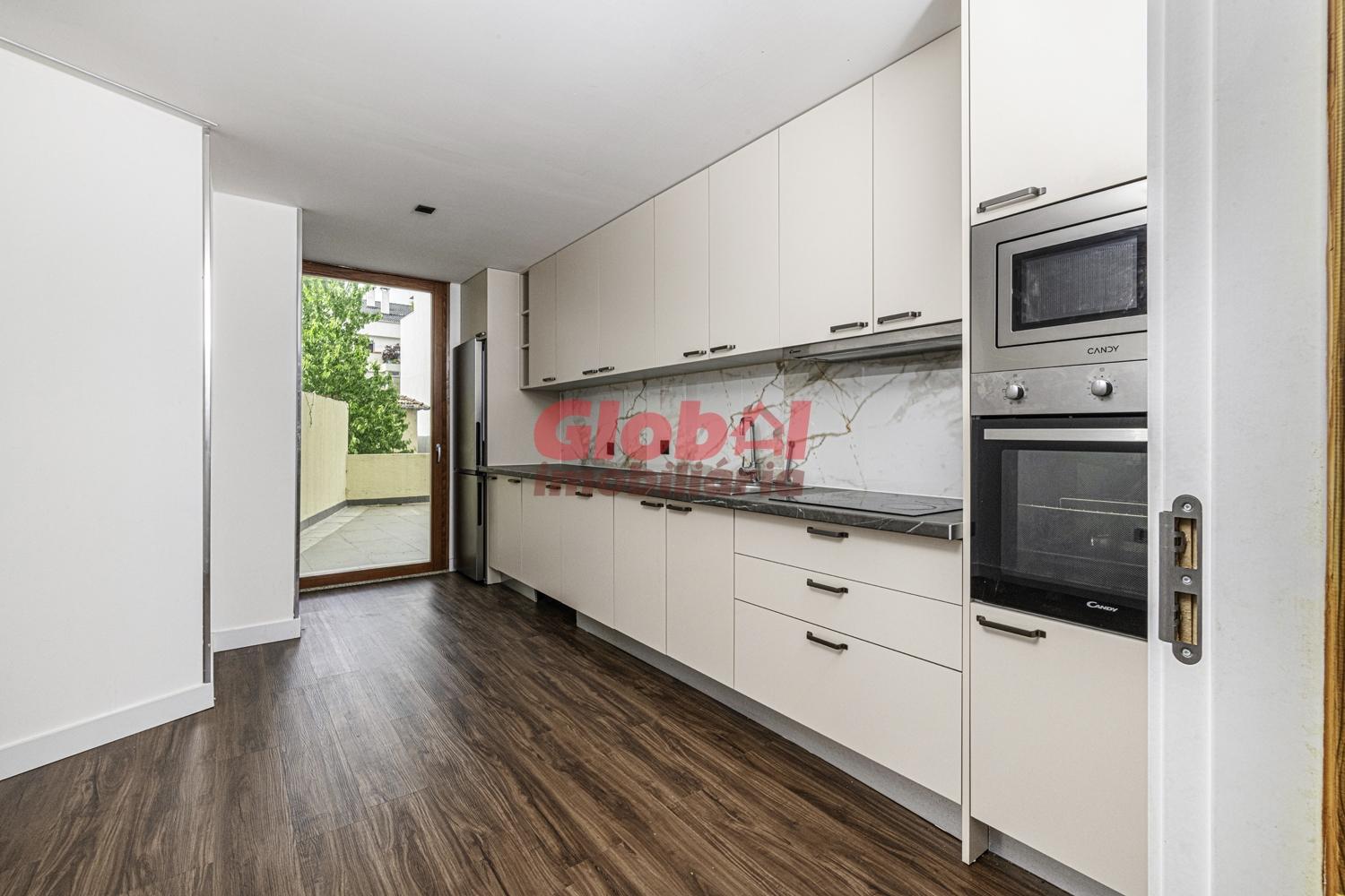 Apartamento T4 Venda em Viseu,Viseu