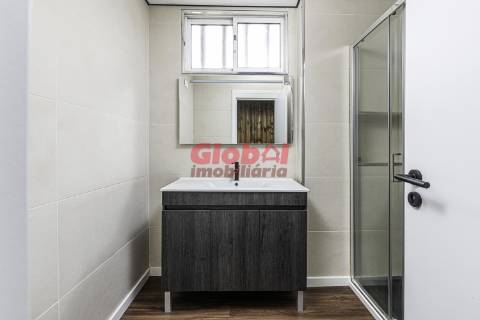 Apartamento T4 Venda em Viseu,Viseu