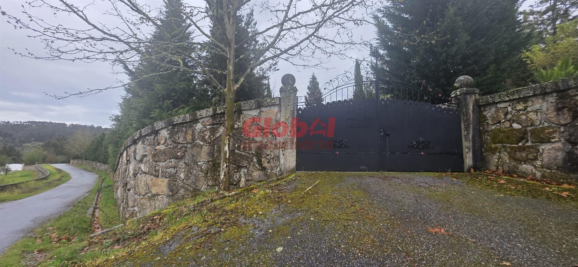 Quinta  Venda em Fornos de Maceira Dão,Mangualde