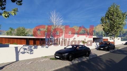 Moradia T4 Venda em Barreiros e Cepões,Viseu