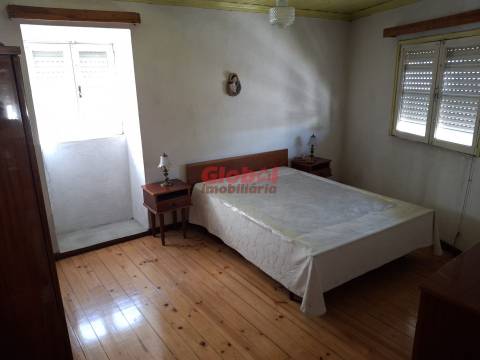 Moradia T4 Venda em Romãs, Decermilo e Vila Longa,Sátão