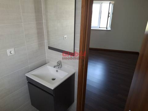 Moradia T4 Venda em Romãs, Decermilo e Vila Longa,Sátão