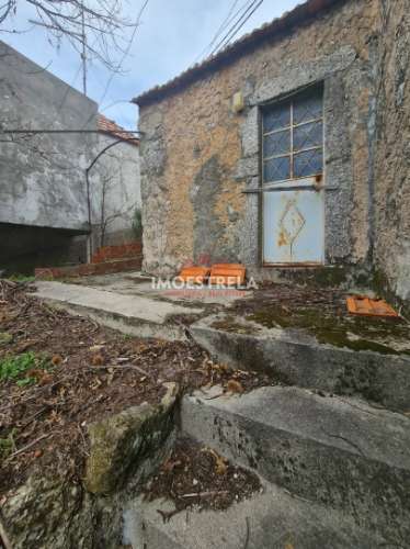 Moradia para Restaurar T2 Venda em Valezim,Seia