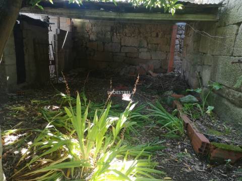 Moradia para Restaurar T2 Venda em Paranhos,Seia