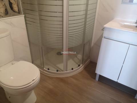 Terreno Para Construção T4 Venda em Santa Marinha e São Martinho,Seia