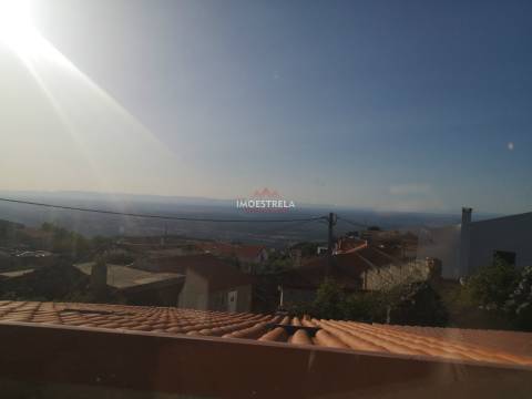 Terreno Para Construção T4 Venda em Santa Marinha e São Martinho,Seia