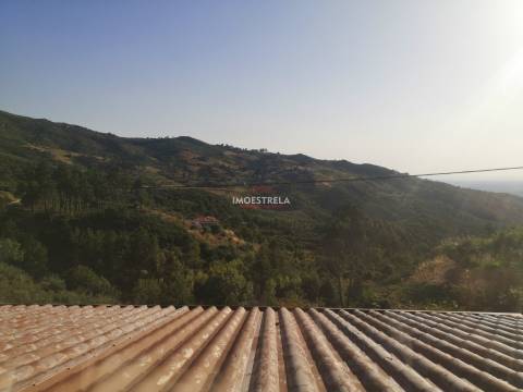 Terreno Para Construção T4 Venda em Santa Marinha e São Martinho,Seia