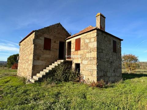 Quinta  Venda em Vila Cortês da Serra,Gouveia