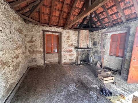 Quinta  Venda em Vila Cortês da Serra,Gouveia