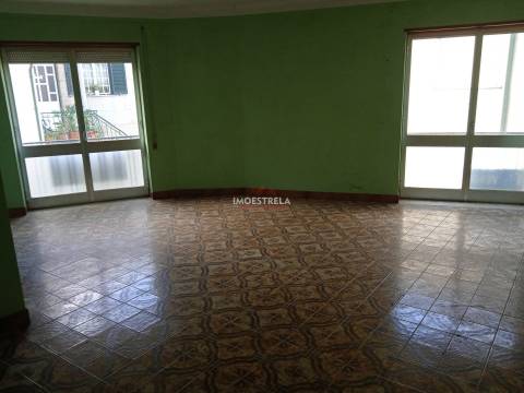 Moradia T5 Venda em Girabolhos,Seia