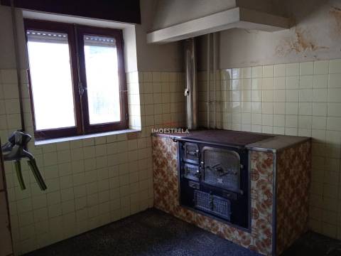 Moradia T5 Venda em Girabolhos,Seia