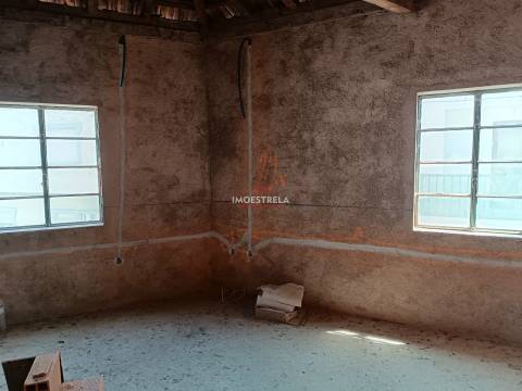 Apartamento T3 Venda em Vila Nova de Tazem,Gouveia