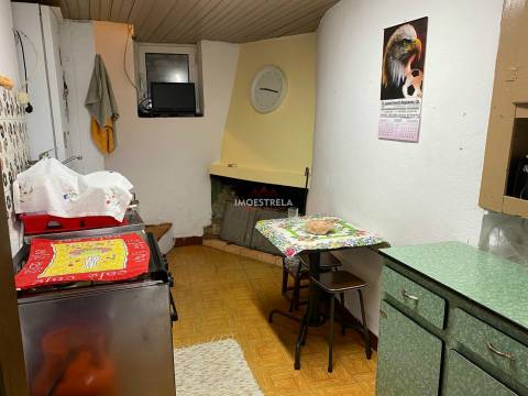 Moradia Isolada T3 Venda em Sandomil,Seia