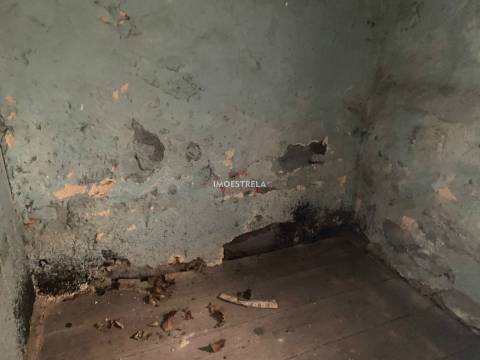 Moradia recuperar Folgosinho