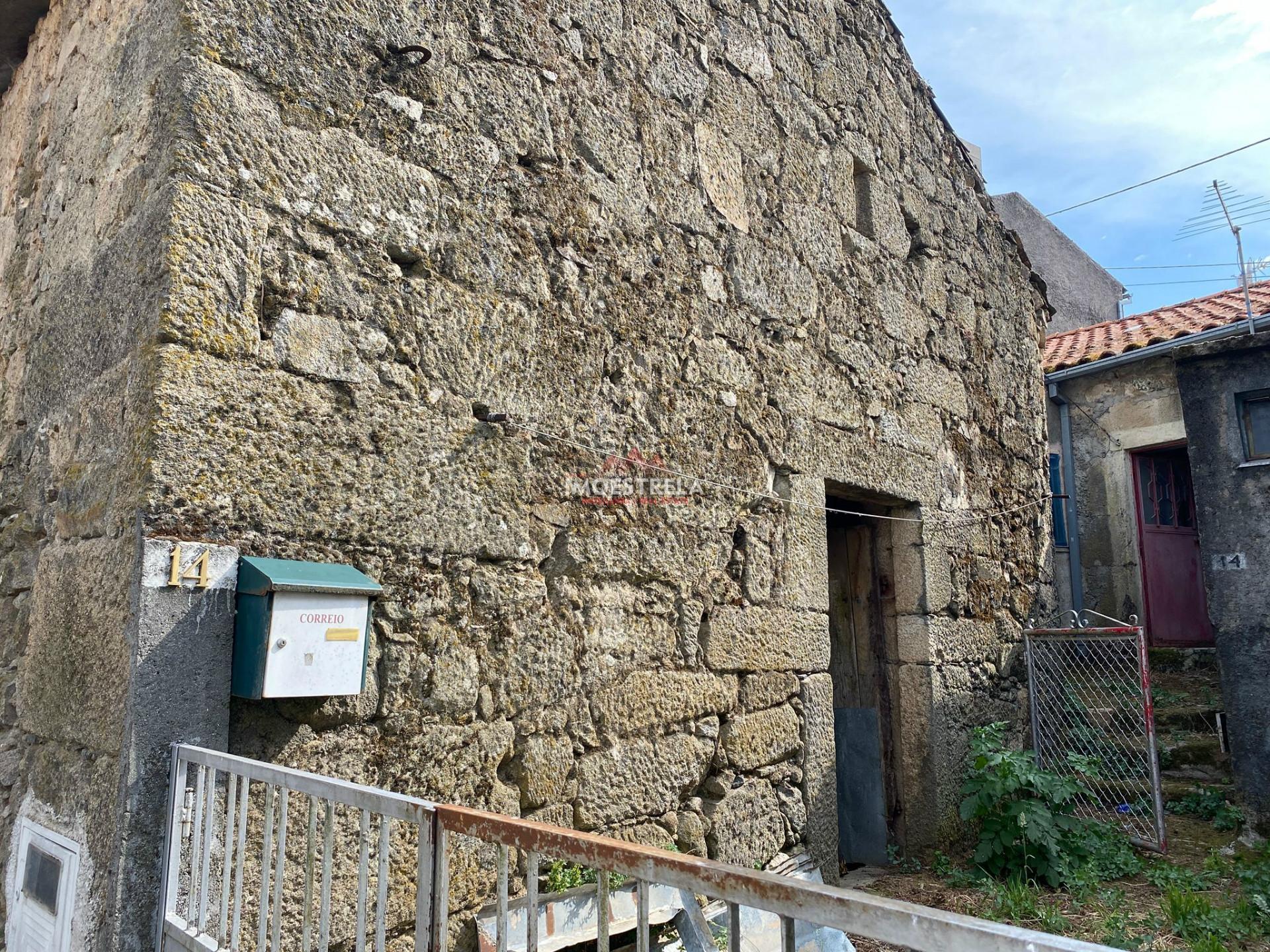 Moradia recuperar Folgosinho