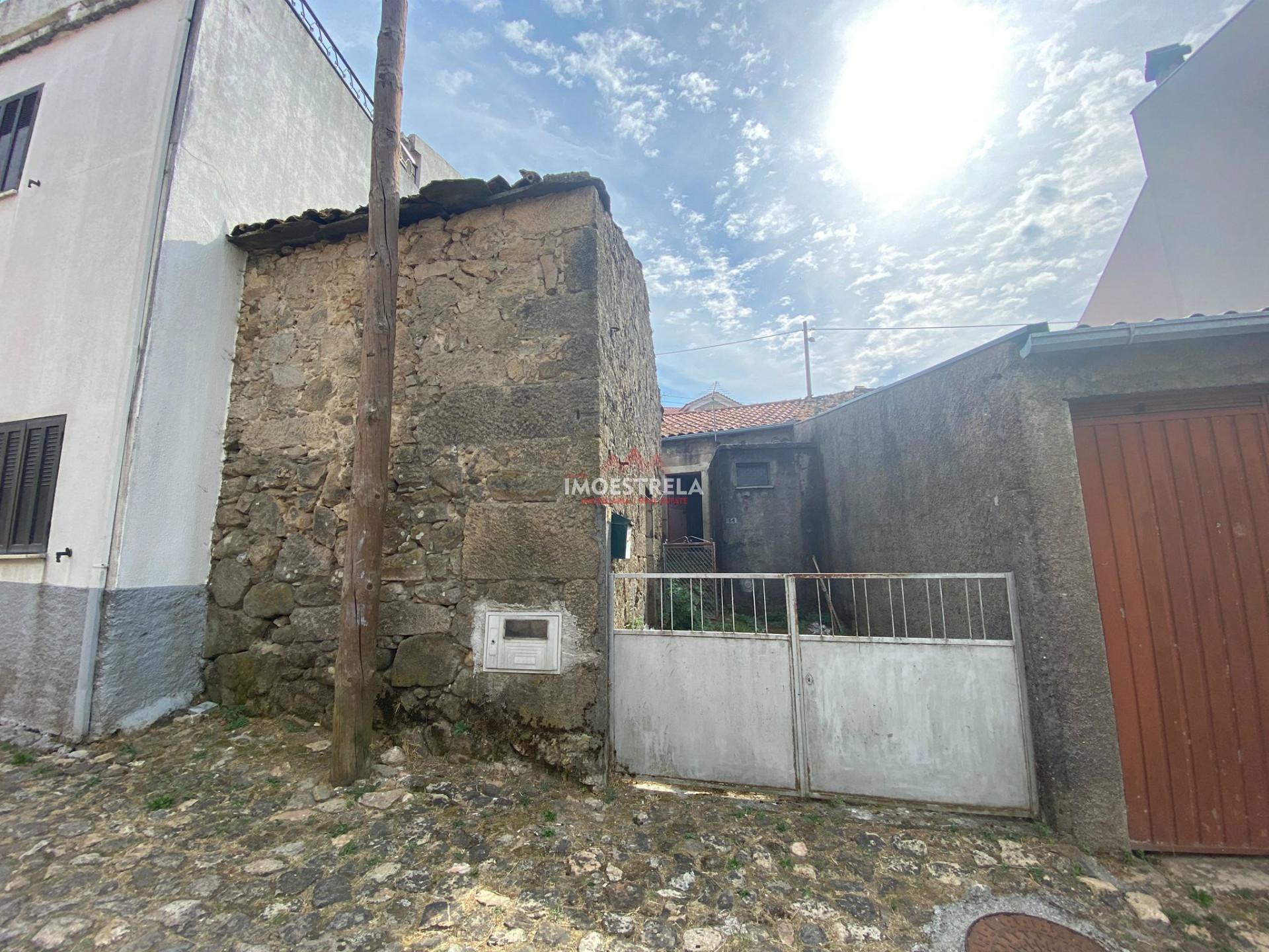 Moradia recuperar Folgosinho