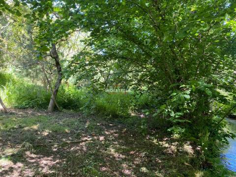 Quintinha  Venda em Carragozela e Várzea de Meruge,Seia