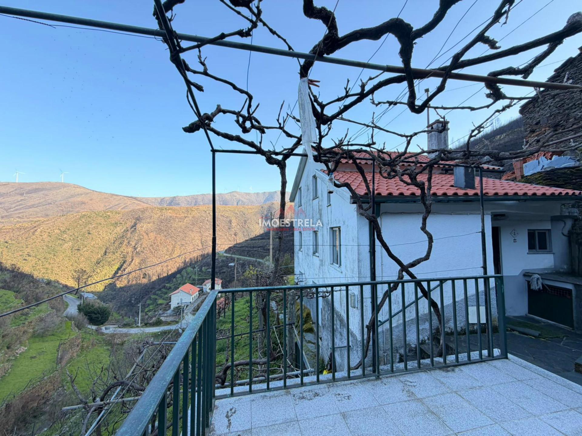 Moradia Rústica T4 Venda em Vide e Cabeça,Seia