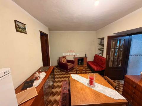 Moradia Rústica T4 Venda em Vide e Cabeça,Seia