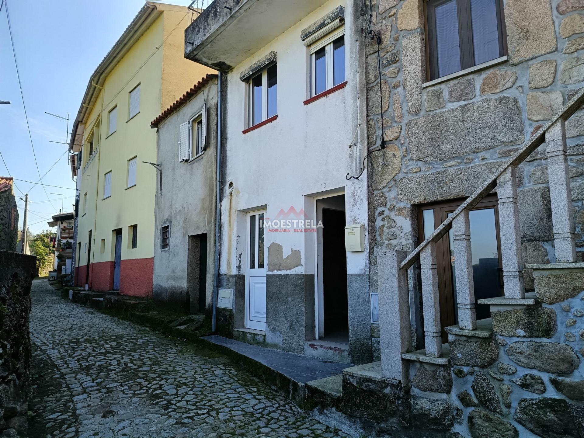 Moradia Rústica T3 Venda em Santa Marinha e São Martinho,Seia