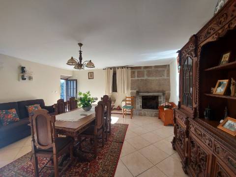 Moradia T3 Venda em Rio de Moinhos,Sátão