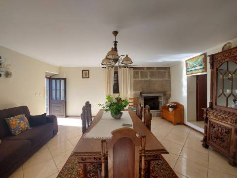 Moradia T3 Venda em Rio de Moinhos,Sátão