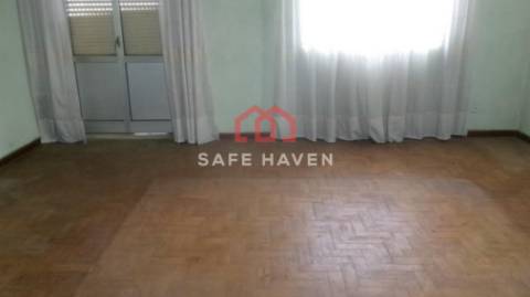 Moradia Isolada T5 Venda em Travancinha,Seia