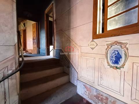 Moradia para Restaurar T4 Venda em Cunha Baixa,Mangualde