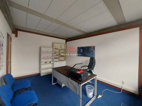 Escritório  Arrendamento em Mangualde, Mesquitela e Cunha Alta,Mangualde