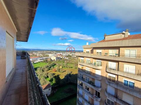 Apartamento T4 Venda em Mangualde, Mesquitela e Cunha Alta,Mangualde