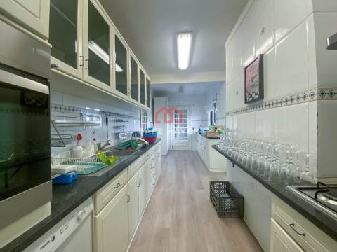 Apartamento T4 Venda em Mangualde, Mesquitela e Cunha Alta,Mangualde