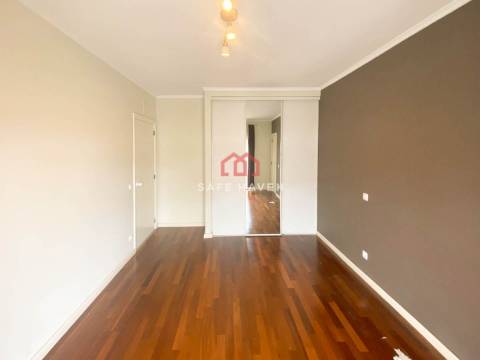 Apartamento T4 Venda em Mangualde, Mesquitela e Cunha Alta,Mangualde