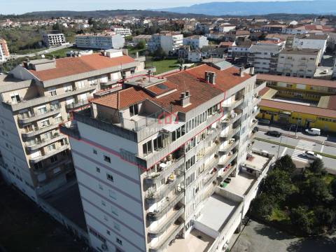 Apartamento T4 Venda em Mangualde, Mesquitela e Cunha Alta,Mangualde