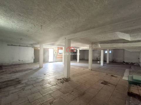 Armazém  Venda em Mangualde, Mesquitela e Cunha Alta,Mangualde