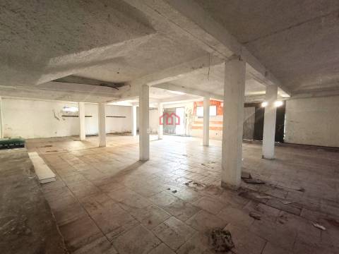 Armazém  Venda em Mangualde, Mesquitela e Cunha Alta,Mangualde