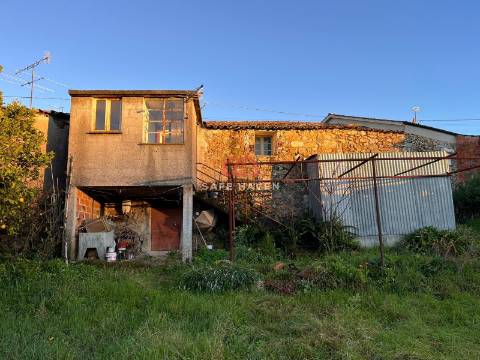 Moradia para Restaurar T2 Venda em Mangualde, Mesquitela e Cunha Alta,Mangualde