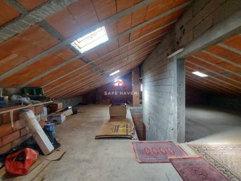 Moradia T4 Venda em Vila Nova de Tazem,Gouveia