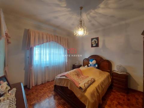 Moradia T4 Venda em Vila Nova de Tazem,Gouveia